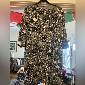 Marimekko tunic with pockets size large